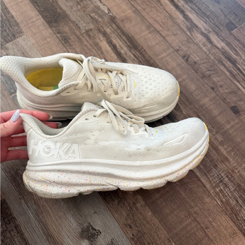 Hoka Clifton 9 - Picture 2 of 6